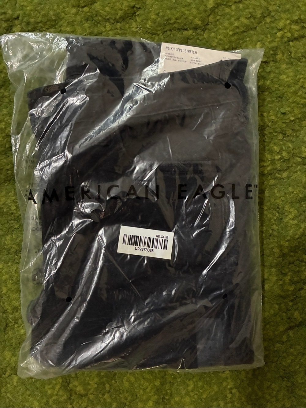 NWT Discontinued AE Black Low-Rise Ripped Skinny Jeans - Picture 4 of 7